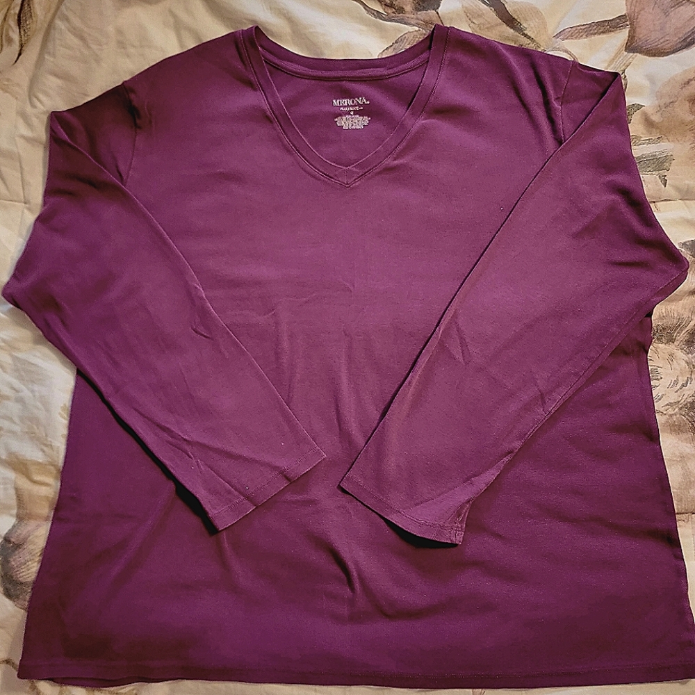 MERONA Burgundy 4X Long Sleeve V Neck Tee